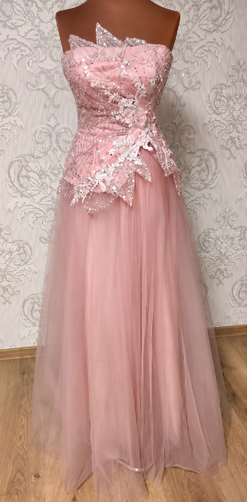 Rochie de banchet roz realizată la comandă în Craiova